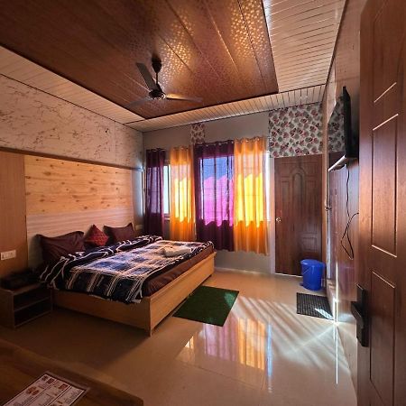 Kanatal'S Valley View Inn Ngoại thất bức ảnh